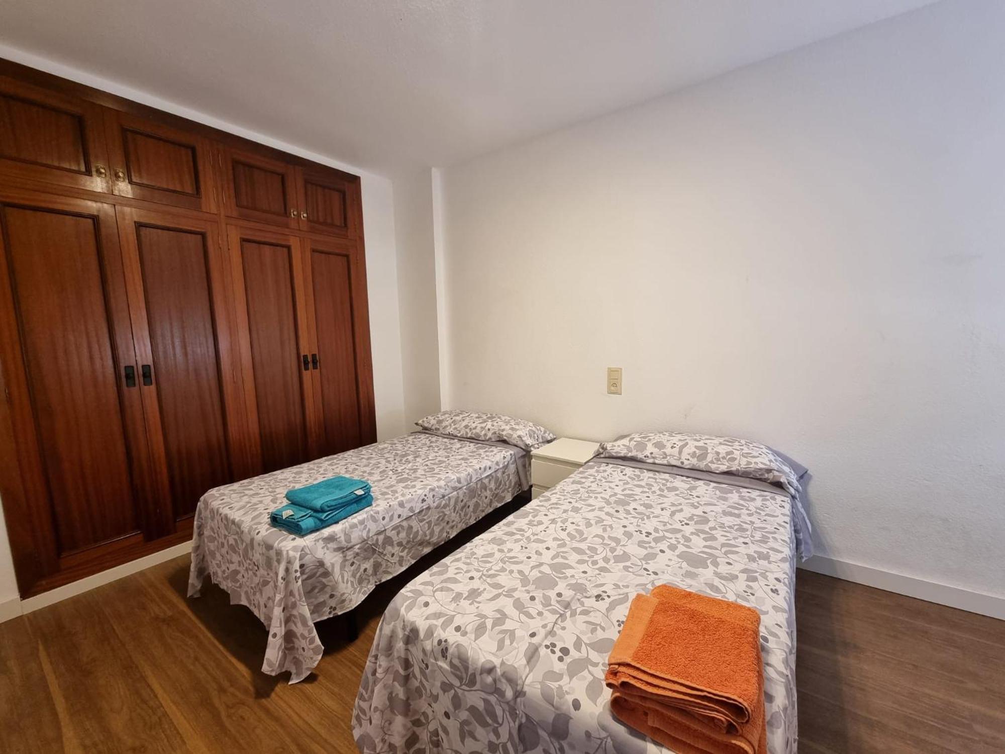 Apartamento En Alquiler Parque 8, Playa De Gandia Екстериор снимка